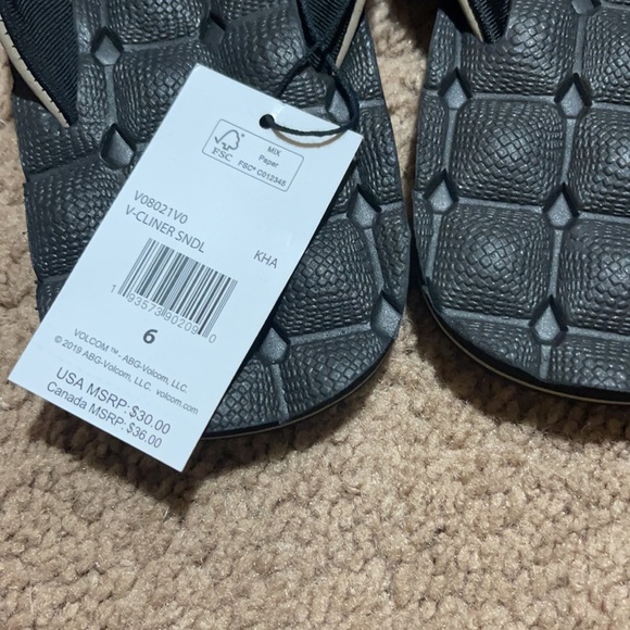 Volcom flip flops - Picture 2 of 4